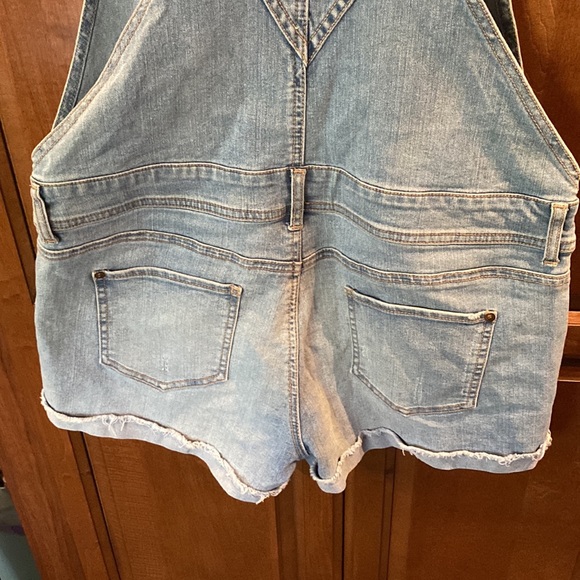 Like new American rag Shortall - Picture 4 of 8
